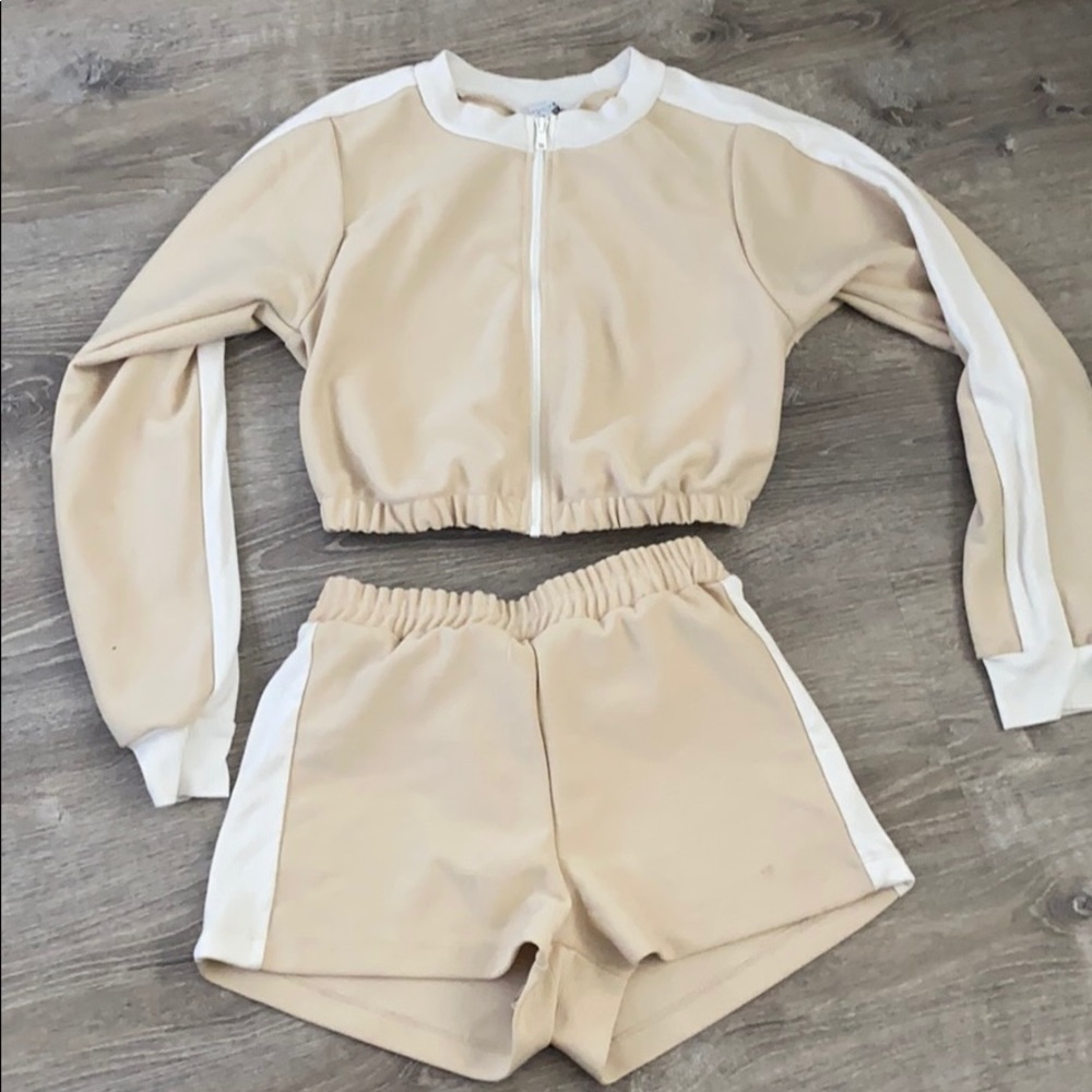 FN: White/Tan Track Suit